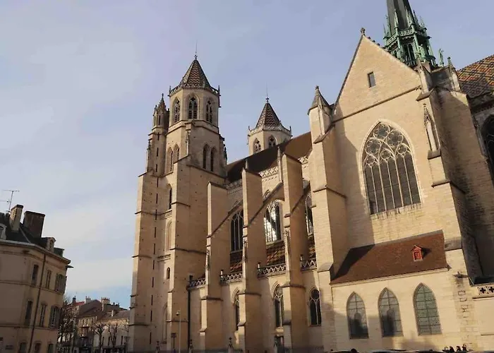 Apartment L' Alcove- Confort Charme Downtown Dijon