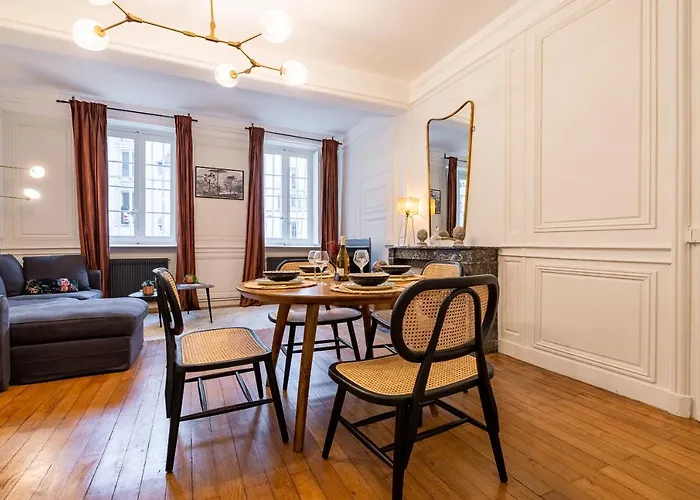 Apartment L' Alcove- Confort Charme Downtown Dijon